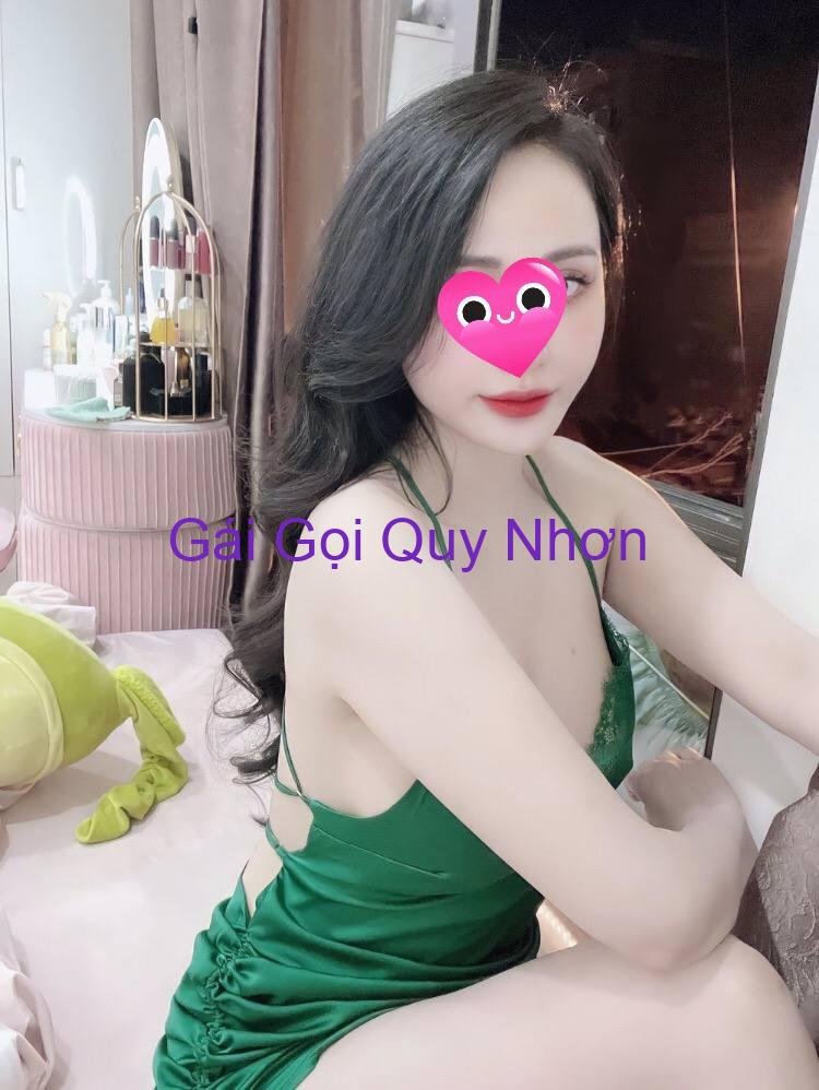 Bài viết về Hà Linh – Đôi Mắt Gợi Dục